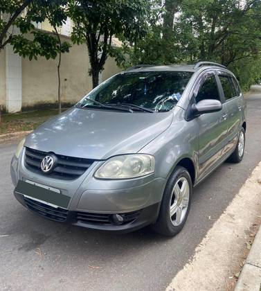 VOLKSWAGEN SPACEFOX 1.6 MI COMFORTLINE 8V FLEX 4P MANUAL VOLKSWAGEN SPACEFOX 1.6 MI COMFORTLINE 8V FLEX 4P MANUAL